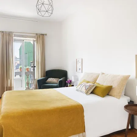 Charming Historic 31 Janeiro Street *